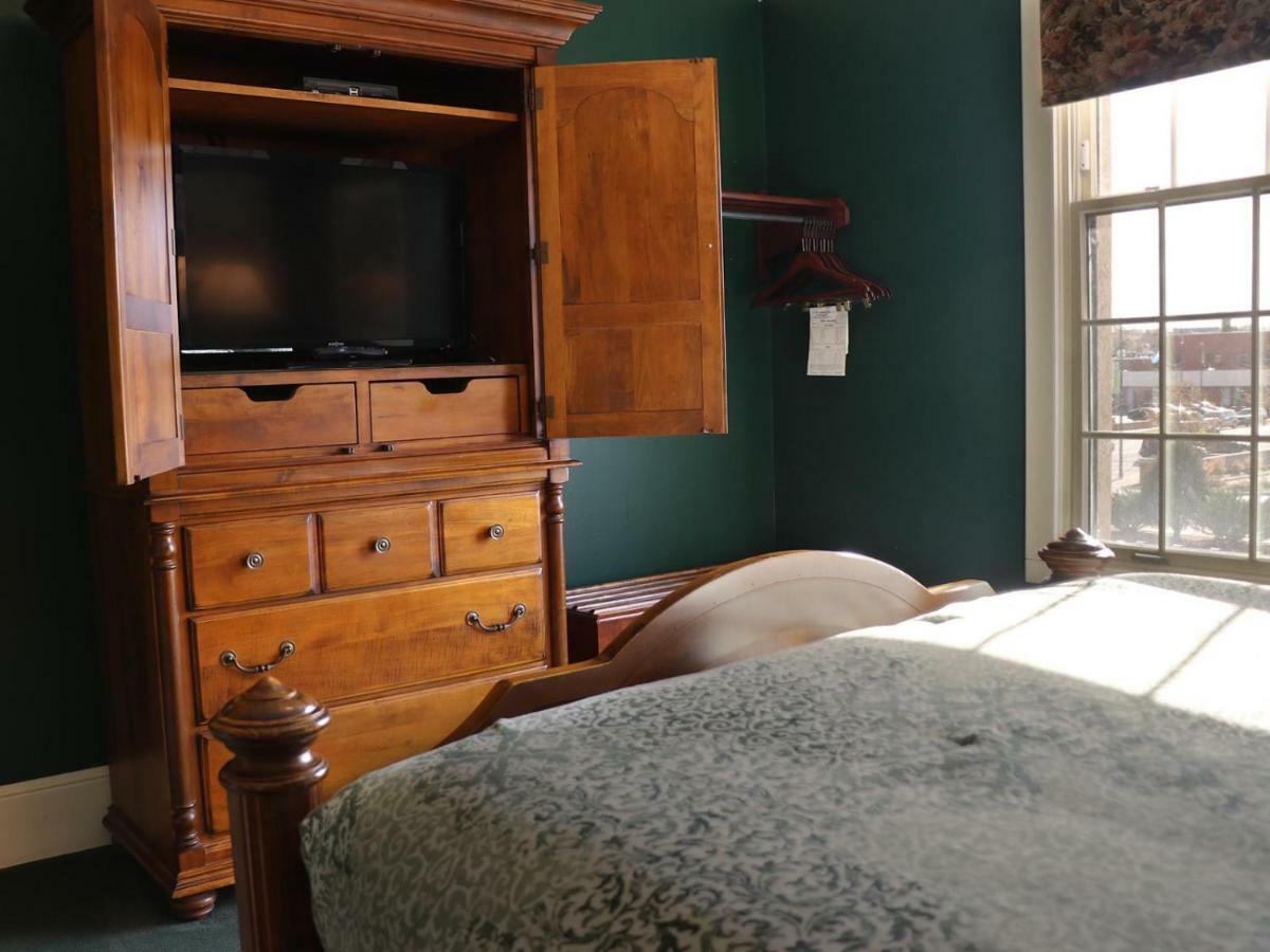 Saint Brendan'S Inn Green Bay Oda fotoğraf