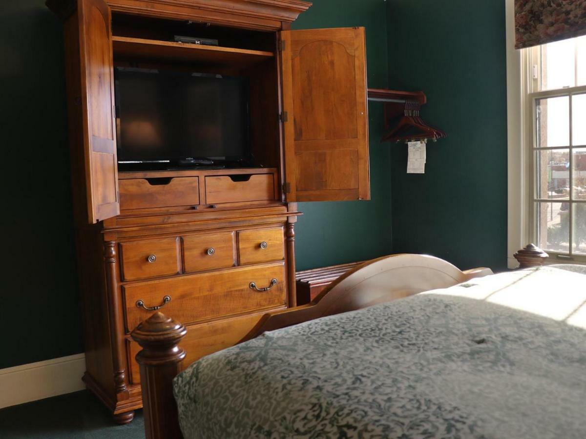 Saint Brendan'S Inn Green Bay Dış mekan fotoğraf